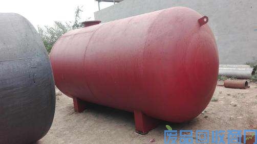 二手地埋油罐回收图