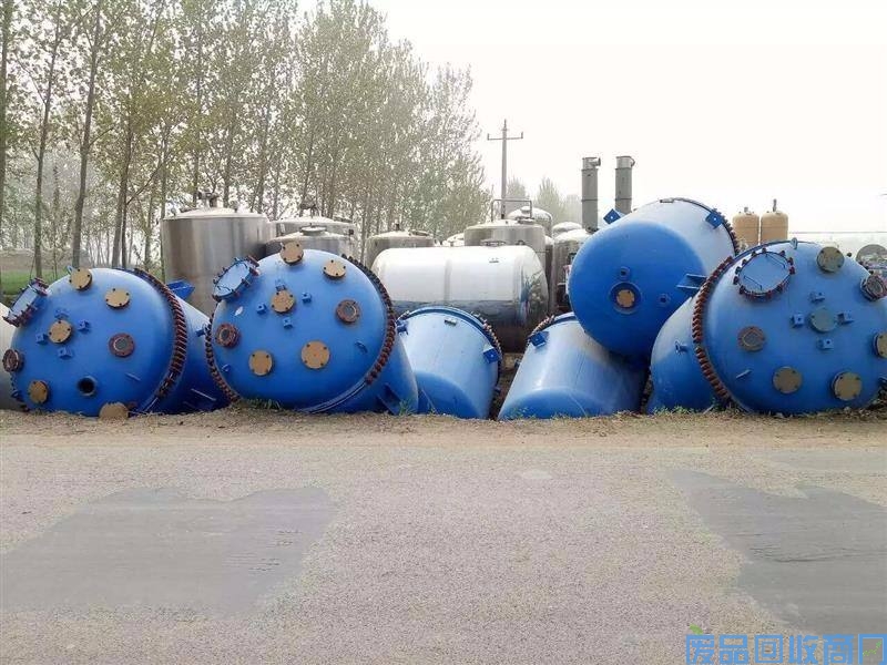 二手反应罐回收图-二手搪瓷反应罐回收公司