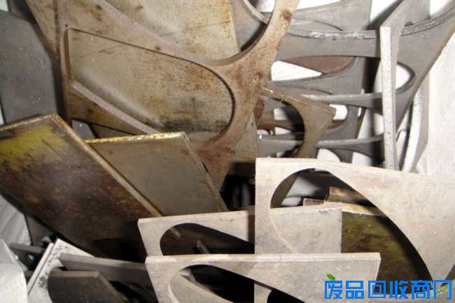 废钢板回收