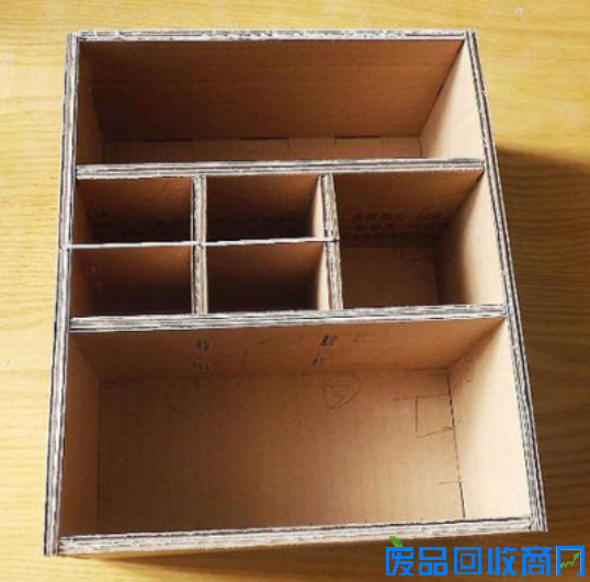 折合并出现模型