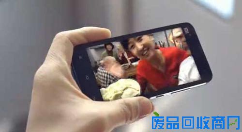 地铁里用小米手机