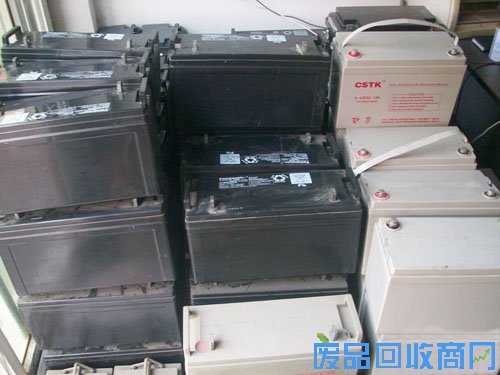 废蓄电池回收图