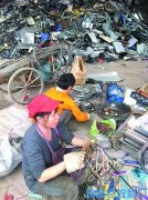 废旧物资接连跌价：废品收购站老板纷纷选择转行